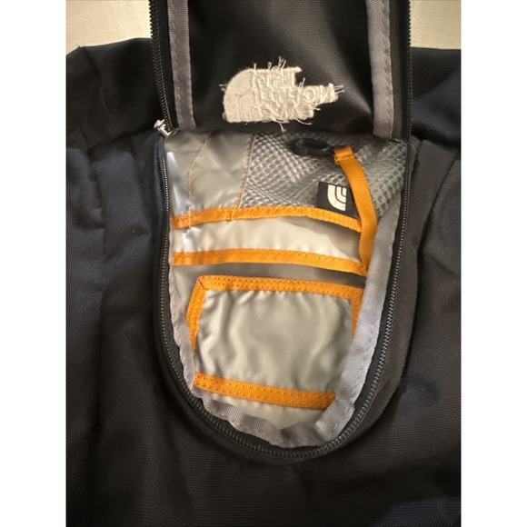 The North Face 12L Pandora Mini Backpack Black 898 Stylish Design Functional Use - Picture 6 of 9